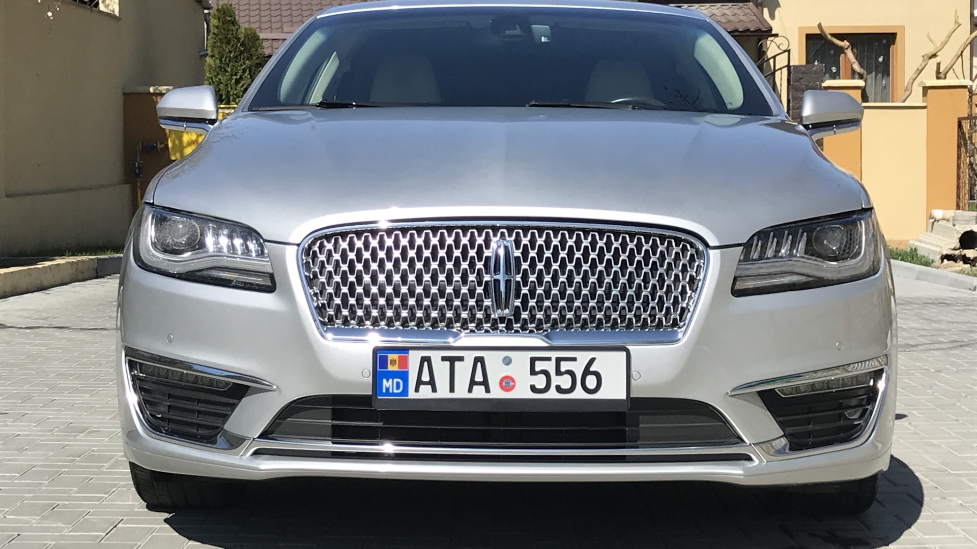 Lincoln Mkz Hybrid 20 гибридный 2017 на Drive2 7861