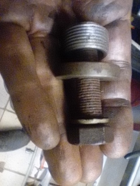 Не откручивается сливной болт мкпп VW Transporter T4, что я сделал ...