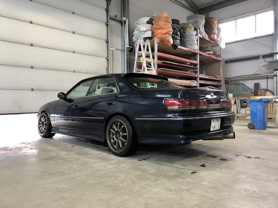 Давит масло из под проставки — Toyota Mark II (100), 2,5 л, 1999 года ...