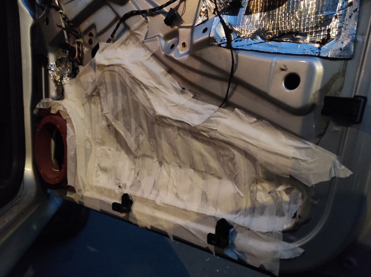 Заглушки технологических отверстий дверей. — Skoda Octavia Mk1, 1,6 л ...