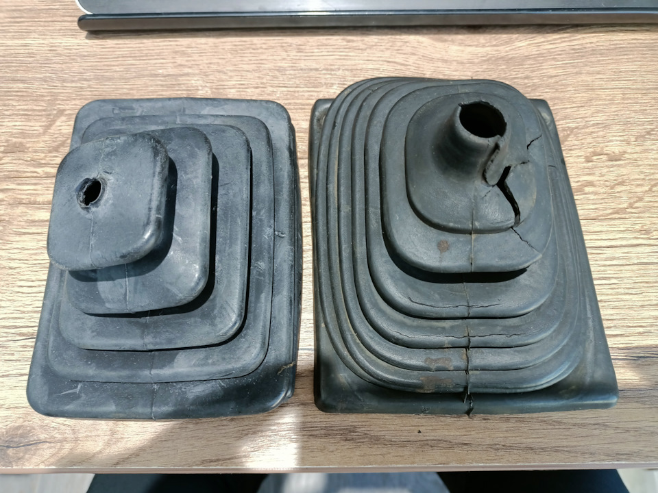 Jeep XJ кожух КПП. JEEP XJ Shift Boot! Take it from 9704 Wranlger