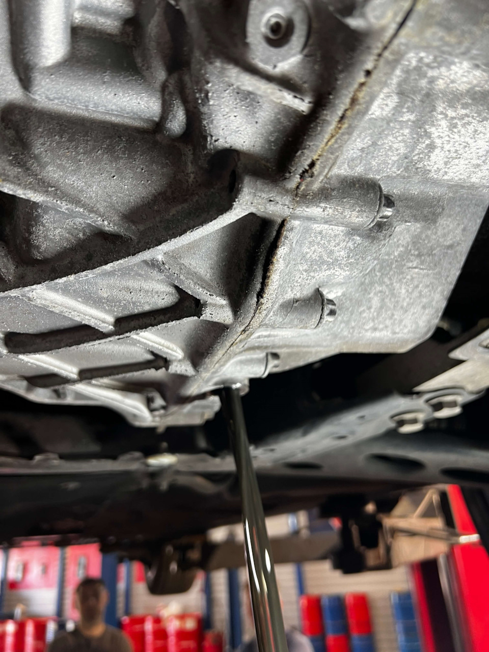 Замена масла в роботе BMW 1 F40 Getrag 7DCT300 — Motul Team на DRIVE2