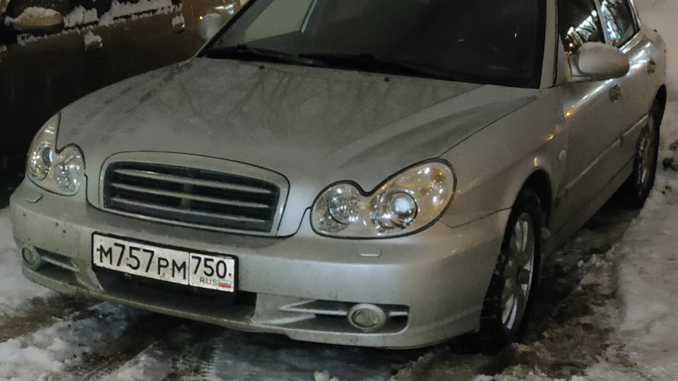 Hyundai Sonata EF