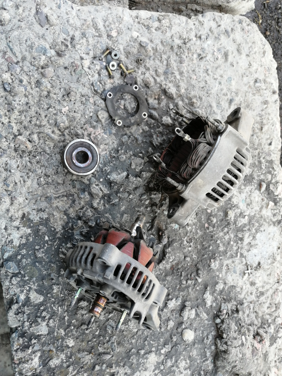 Ремонт генератора 7a-fe, замена токосъемных колец Toyota Caldina 211 ...