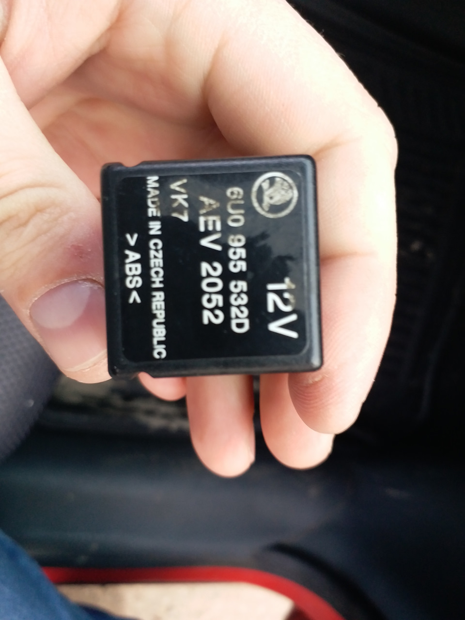 Где находится реле фабия 6U0955532D Реле управления VAG Запчасти на DRIVE2