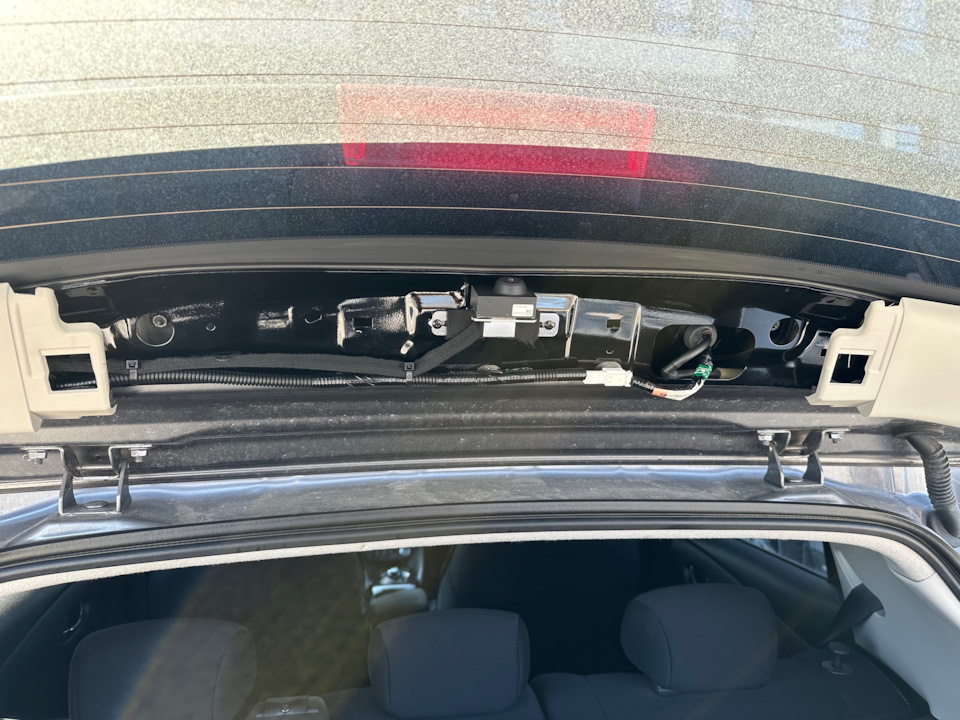 2 — Nissan Leaf (2G)