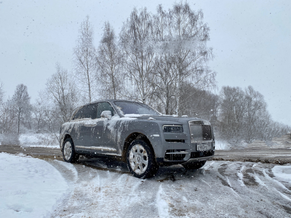 Машина настоящая rolls royce. Смотреть фото Машина настоящая rolls royce. Смотреть картинку Машина настоящая rolls royce. Картинка про Машина настоящая rolls royce. Фото Машина настоящая rolls royce