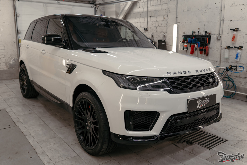 Ремонт кожи в салоне. Химчистка+керамика на Land Rover Range Rover ...
