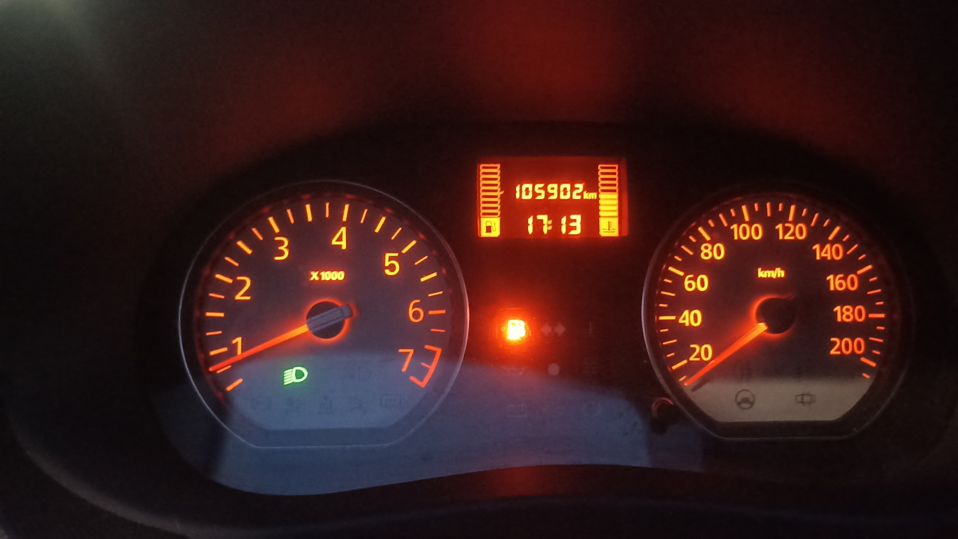 Замена свечей — Renault Sandero 1G, 1,6 л, 2012 года | плановое ТО | DRIVE2
