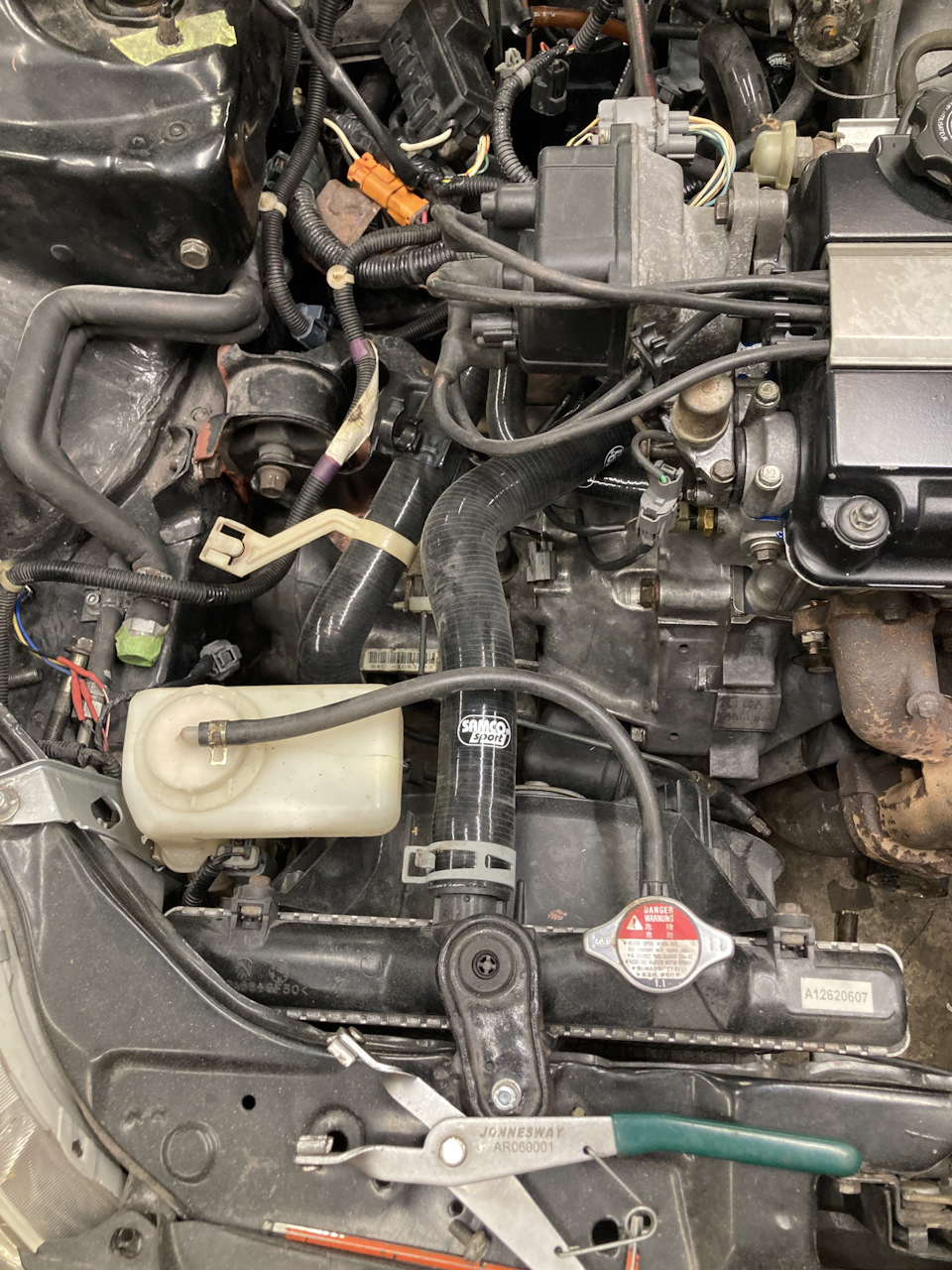 AR060001 Щипцы для пружинных хомутов JONNESWAY | Запчасти на DRIVE2