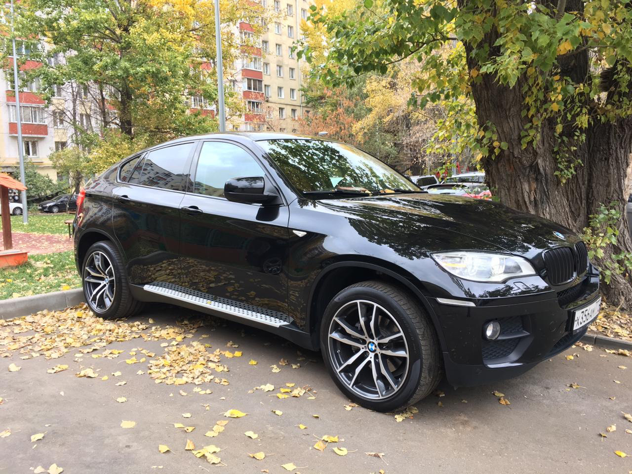 Фото бмв х6 черного. BMW x6 e71 черный. БМВ х6 черная. БМВ х6 2013 черный. Черный BMW x6 2013.