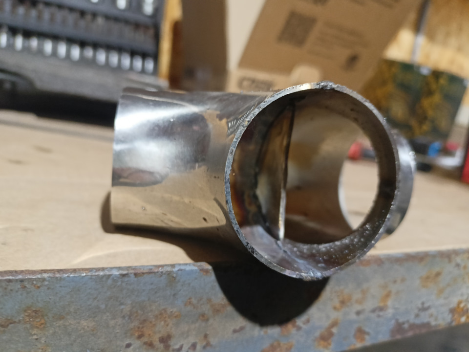 Перегородка на месте. — Ford Focus Hatchback II