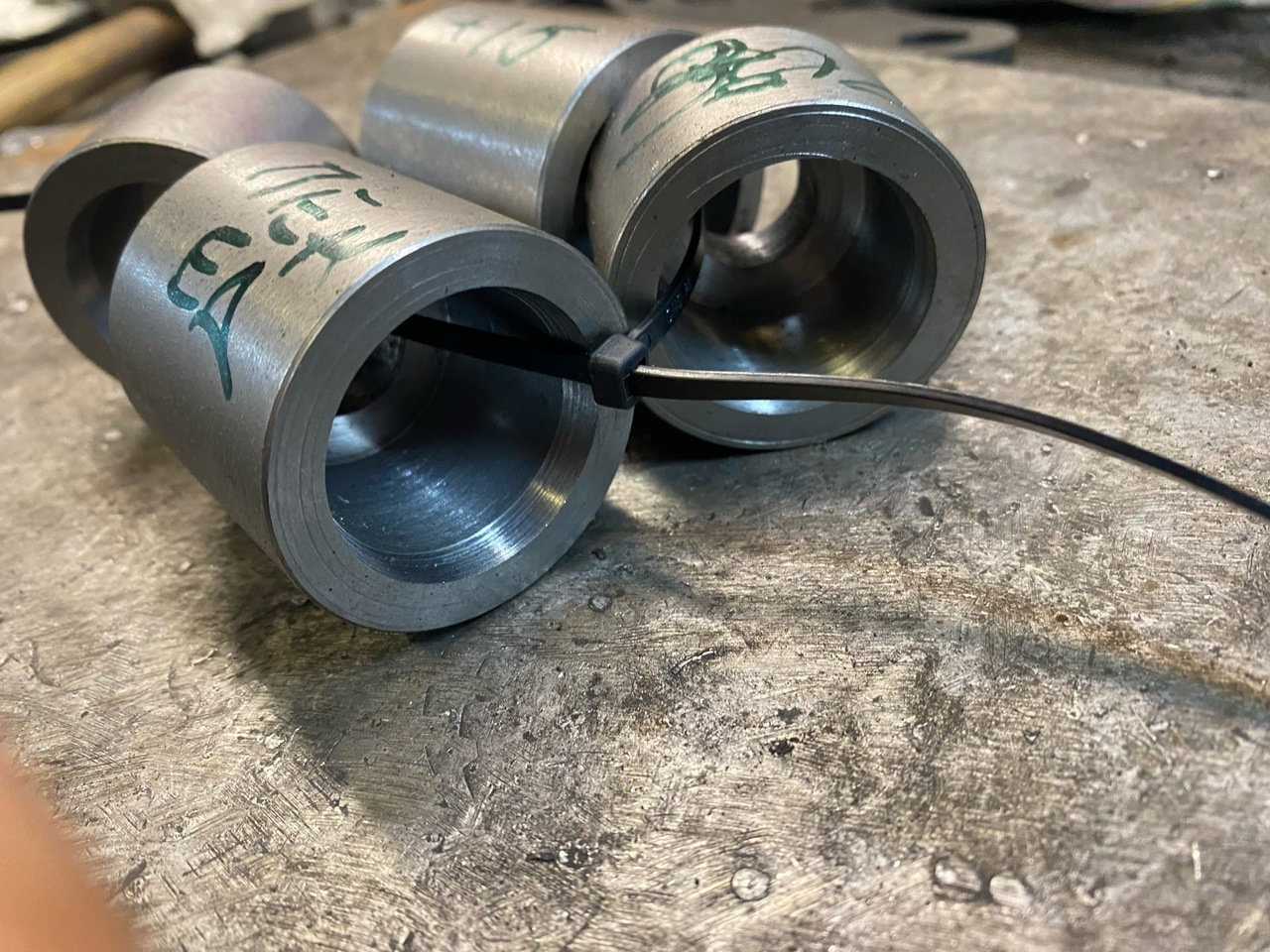 Усилители втулок балки со смещением на 15мм вперед на любую ниву — Нива ...