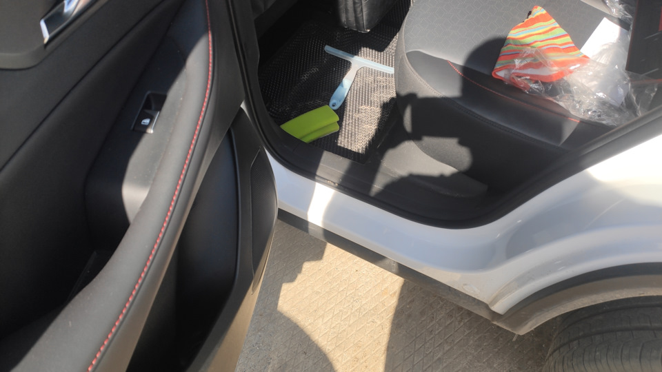Накладки на внутренние пороги дверей — Changan CS35 Plus (1Gf), 1,4 л ...