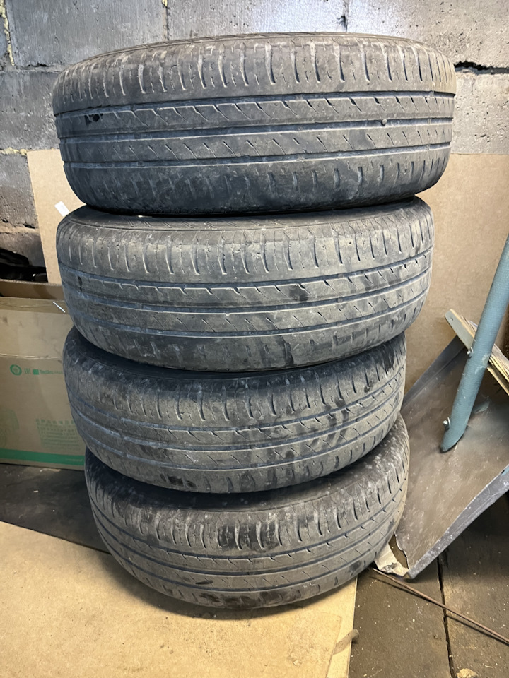 Шины летние Continental 195/65 R15, литые диски Skoda 6Jx15 5x100 на ...