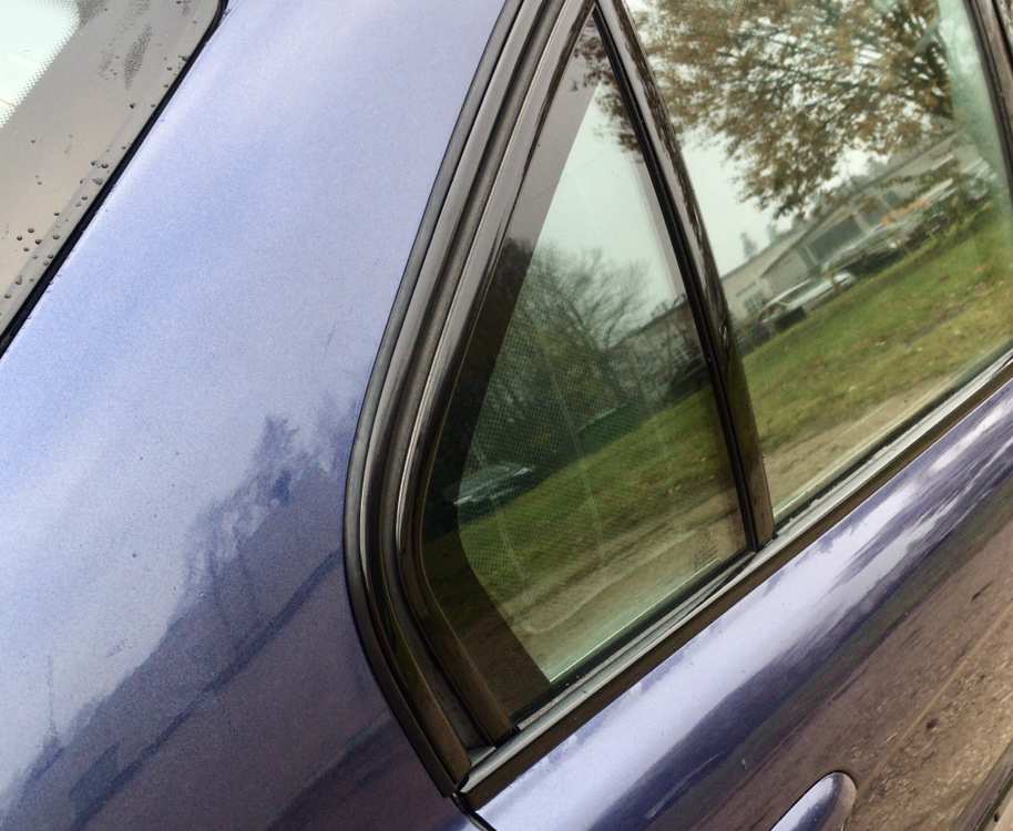 Фото в бортжурнале BMW 7 series (E38)