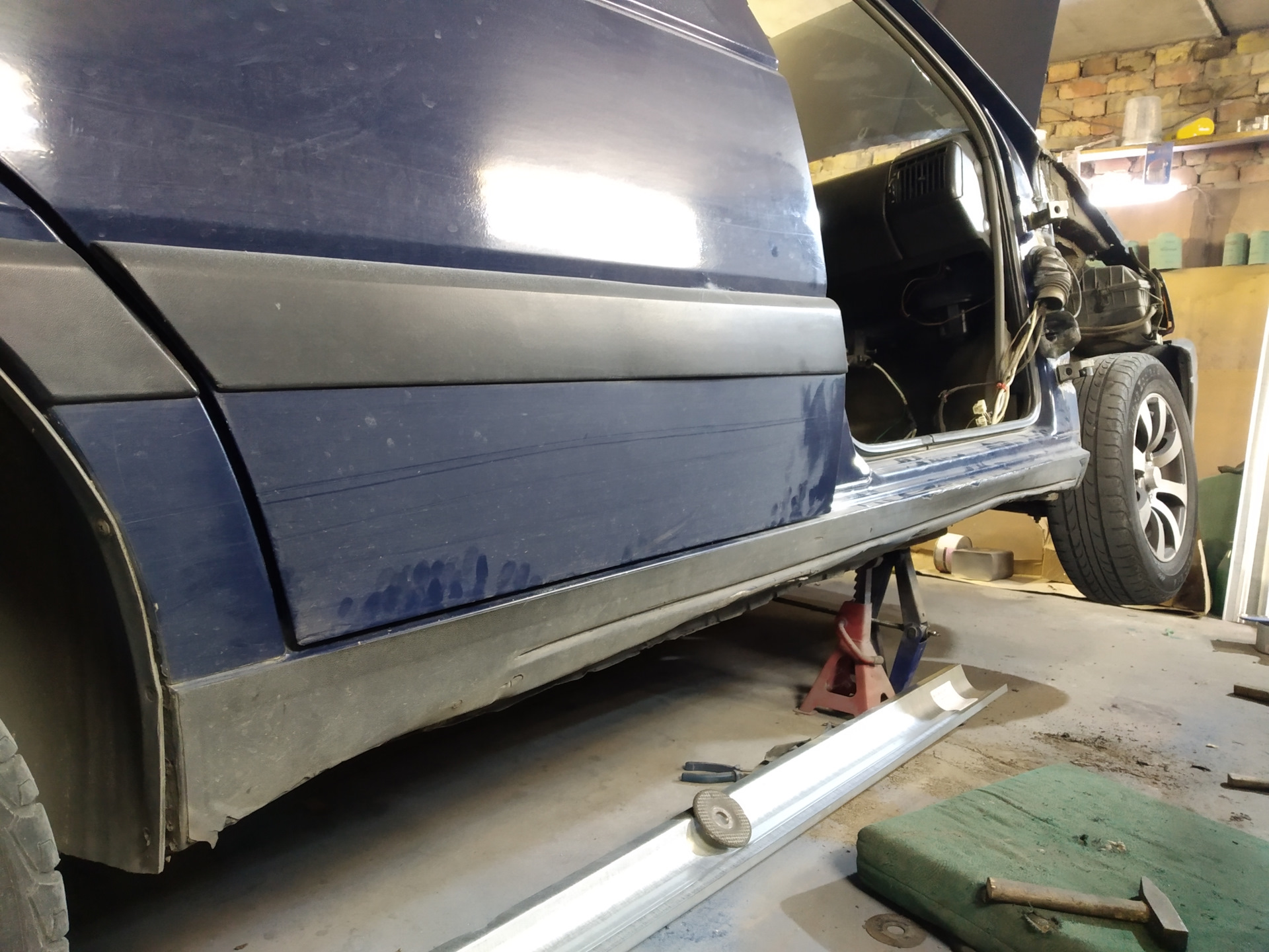 ремонтный порог geely mk. пороги джили мк кросс. Geely 101200422702 порог левый. джили мк кросс 2013 накладка порога правая. пороги джили мк.