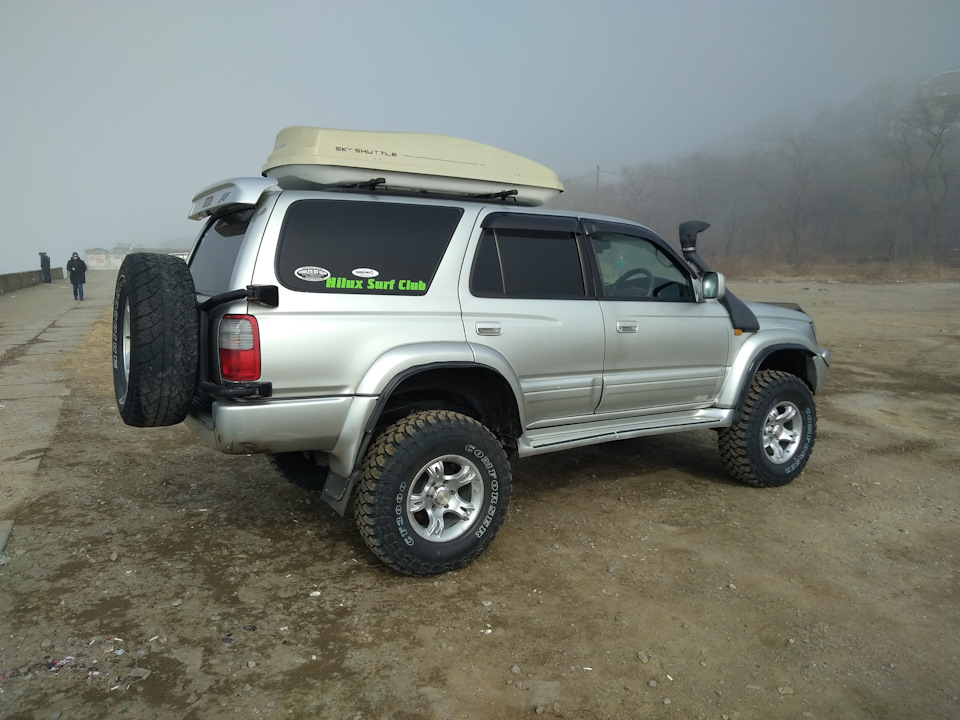 Toyota Hilux Surf 185