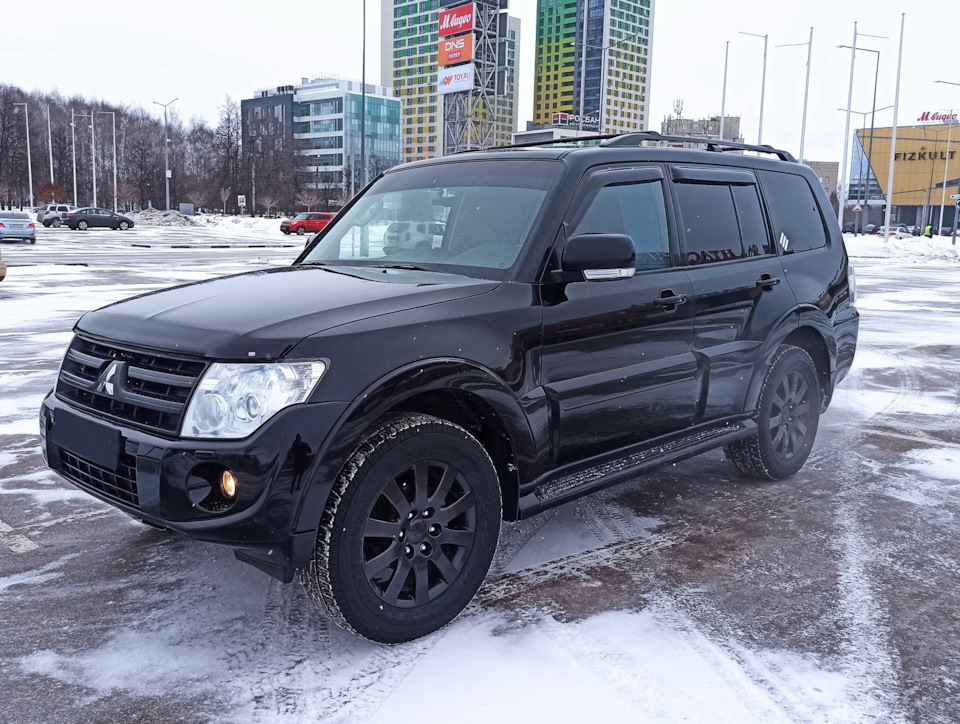 Ну заканчивать отчет будем красотой) — Mitsubishi Pajero (4G)