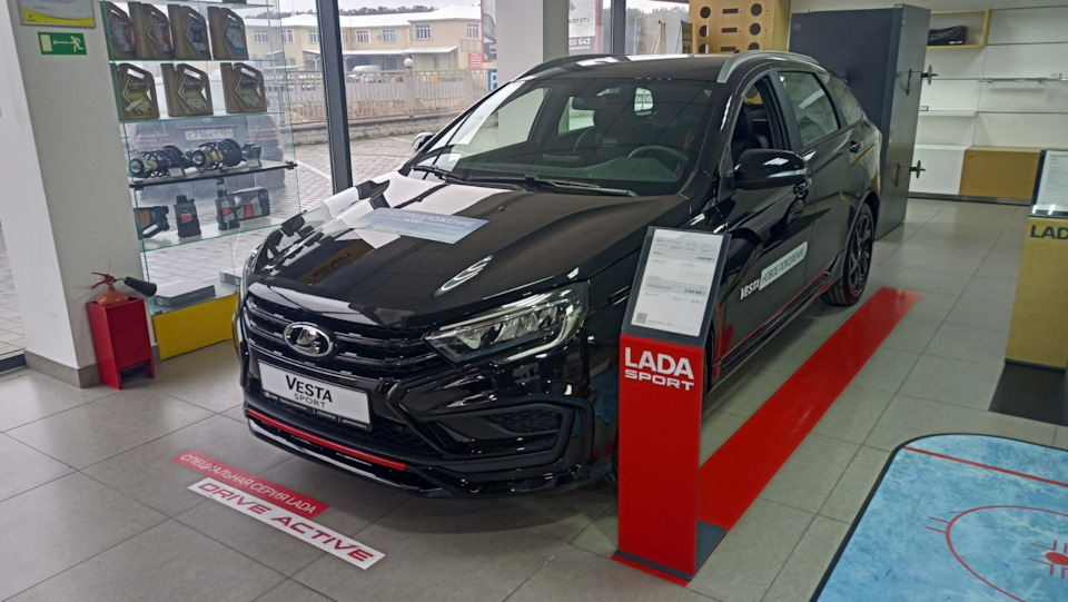 Лада выбор богачей — Lada Largus