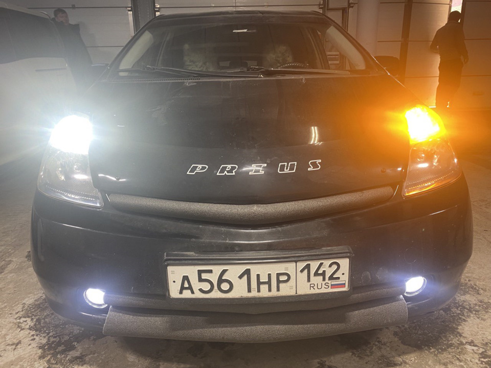 Prius 20 ходовые огни с поворотниками Aozoom — Toyota Prius (20), 1,5 л ...