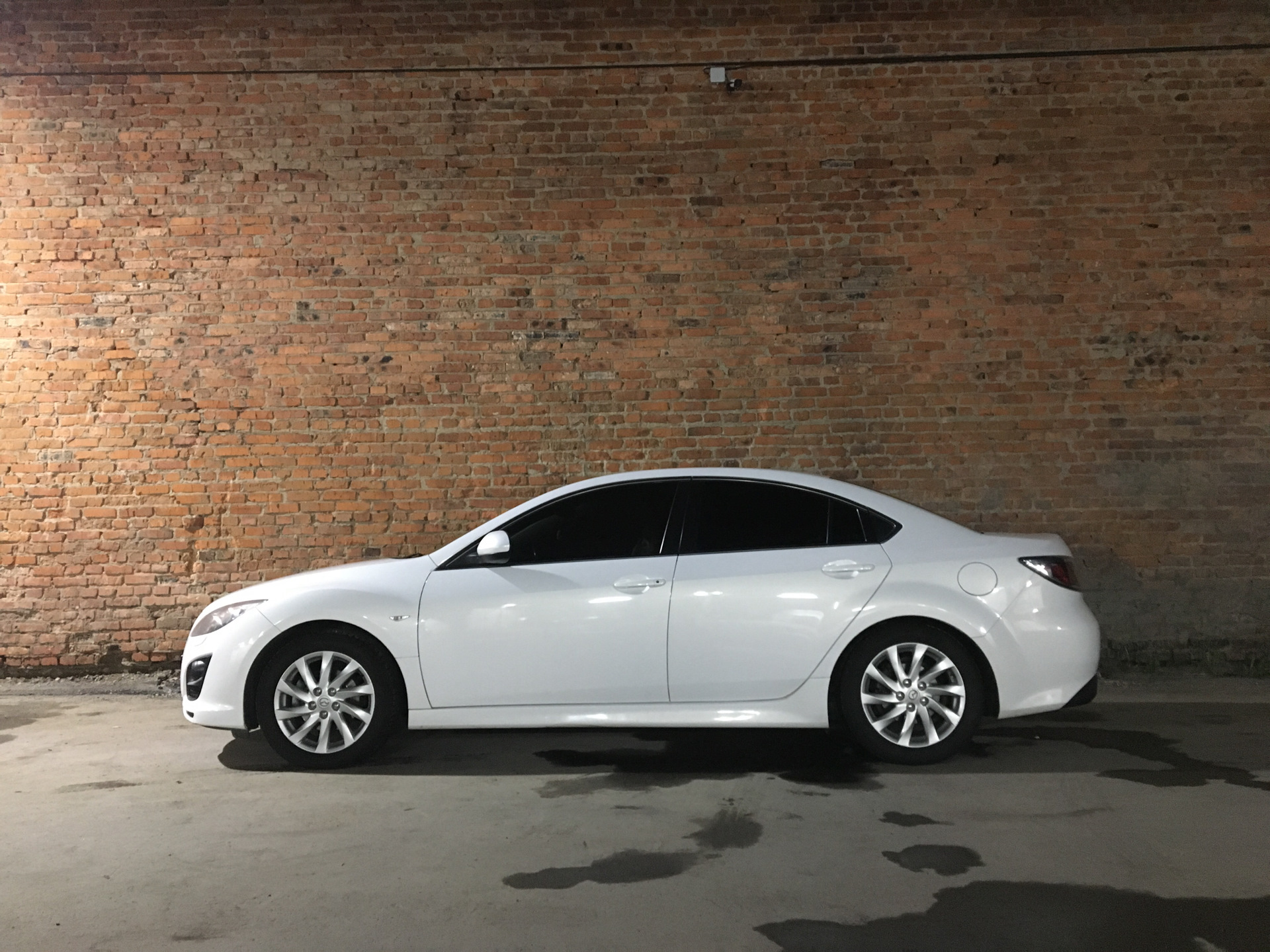 Mazda 6 gh drive2. Белая Мазда 6 GH r17. Мазда 6 GH диски 17 белая. Мазда 6 GH r20. Мазда 6 GH r19.