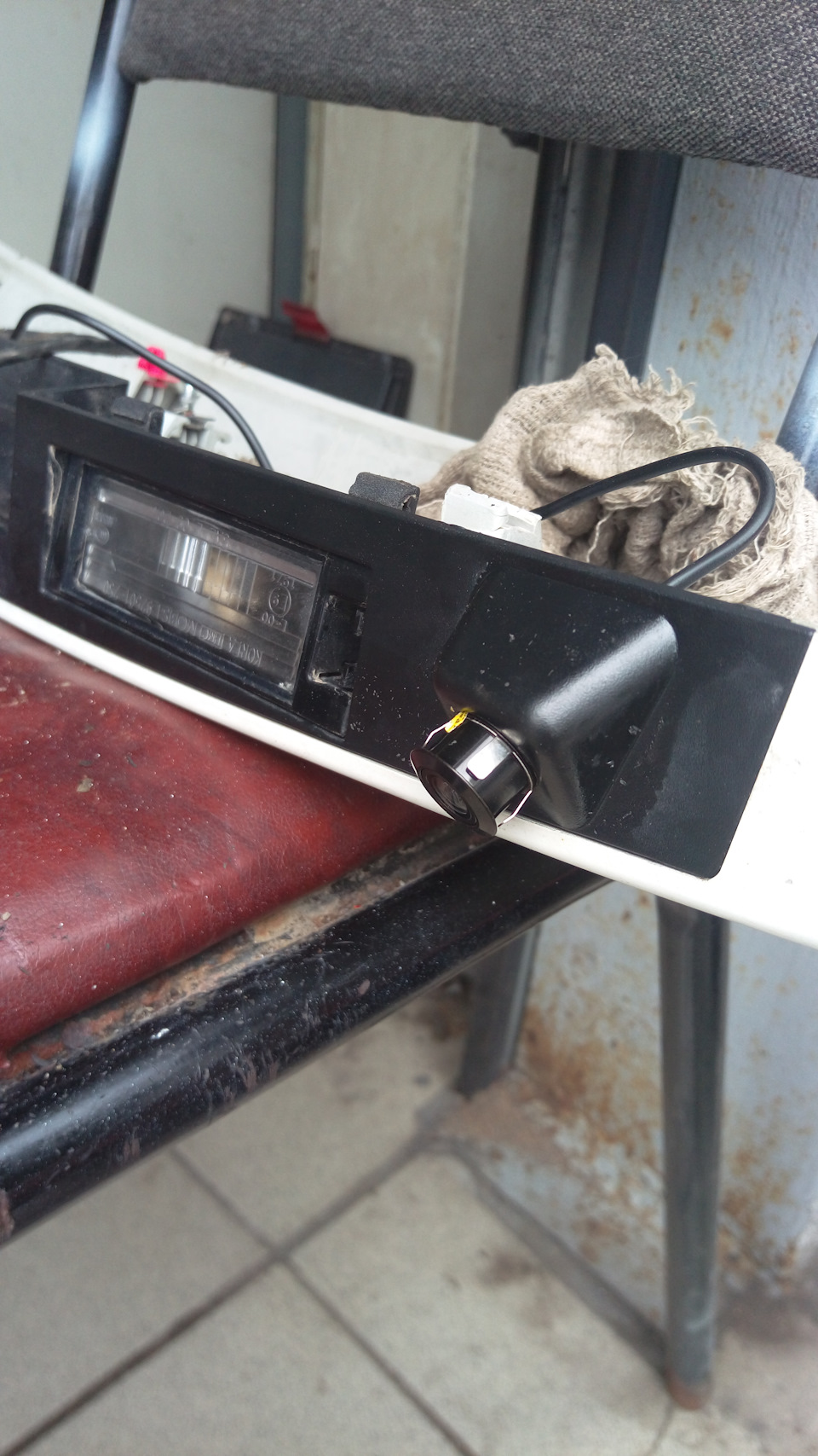 Замена камеры заднего вида. — Hyundai ix35, 2 л., 2011 года | визит на ...