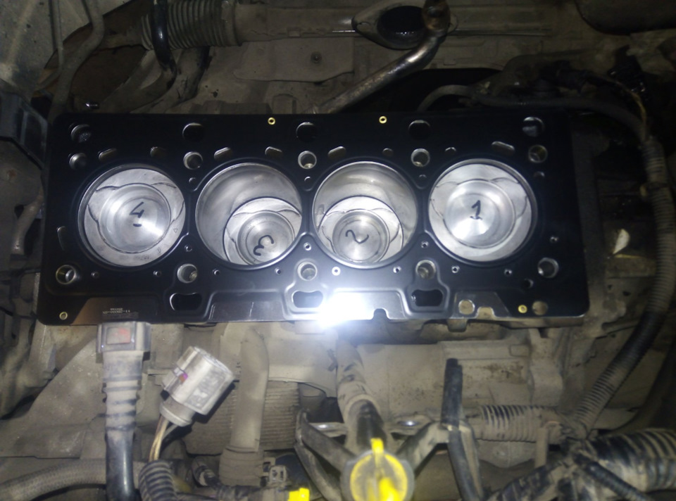 Рено Меган 2 капиталка двигателя — Renault Megane II, 1,5 л, 2007 года ...