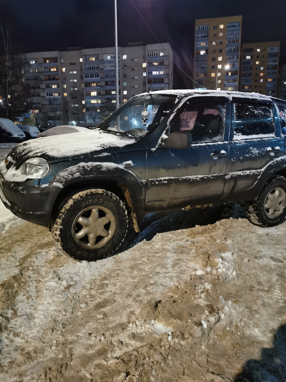 Комфорсеры, первый снег и гололёд. — Chevrolet Niva GLX, 1,7 л, 2007 года |  шины | DRIVE2