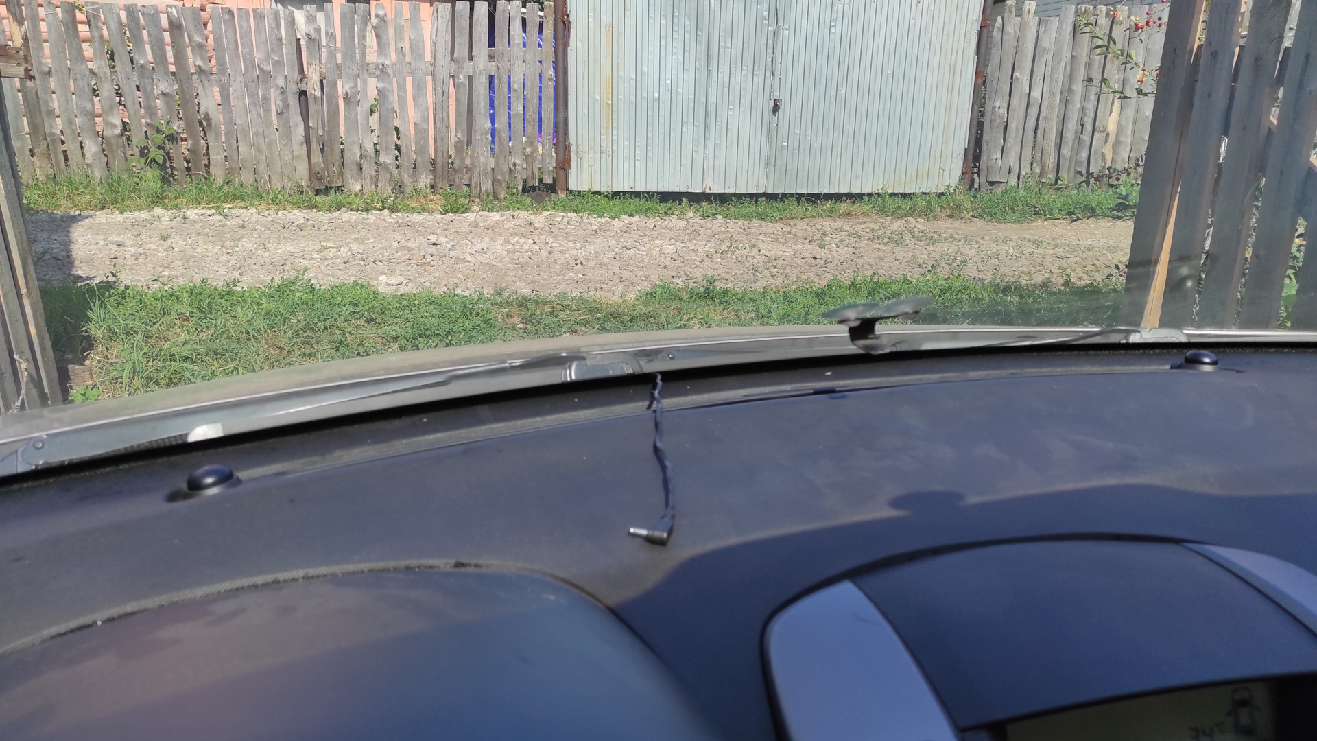 Накладка-дефлектор обдува лобового стекла — KIA Ceed SW (1G), 2 л, 2008 ...