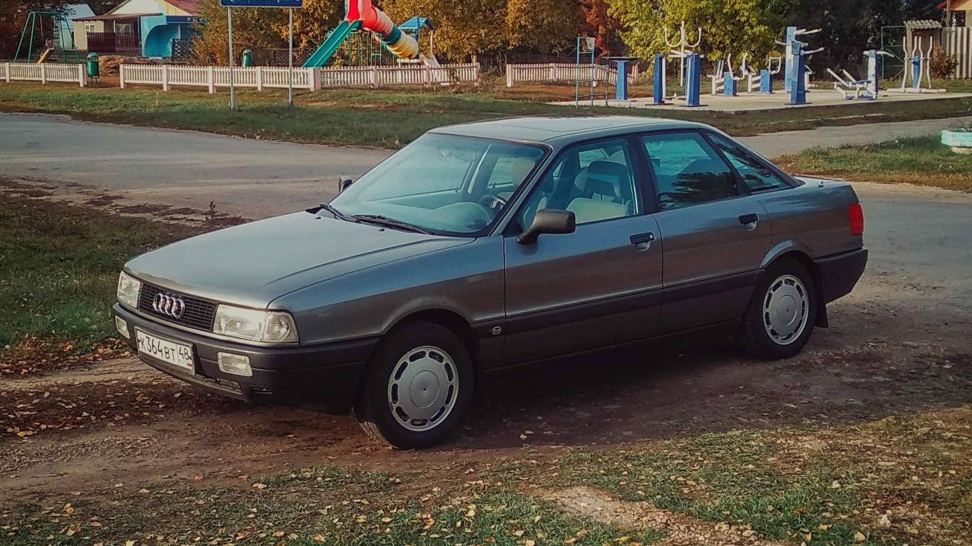 Audi 80 (B3) 1.8 бензиновый 1989 | Grauhai на DRIVE2