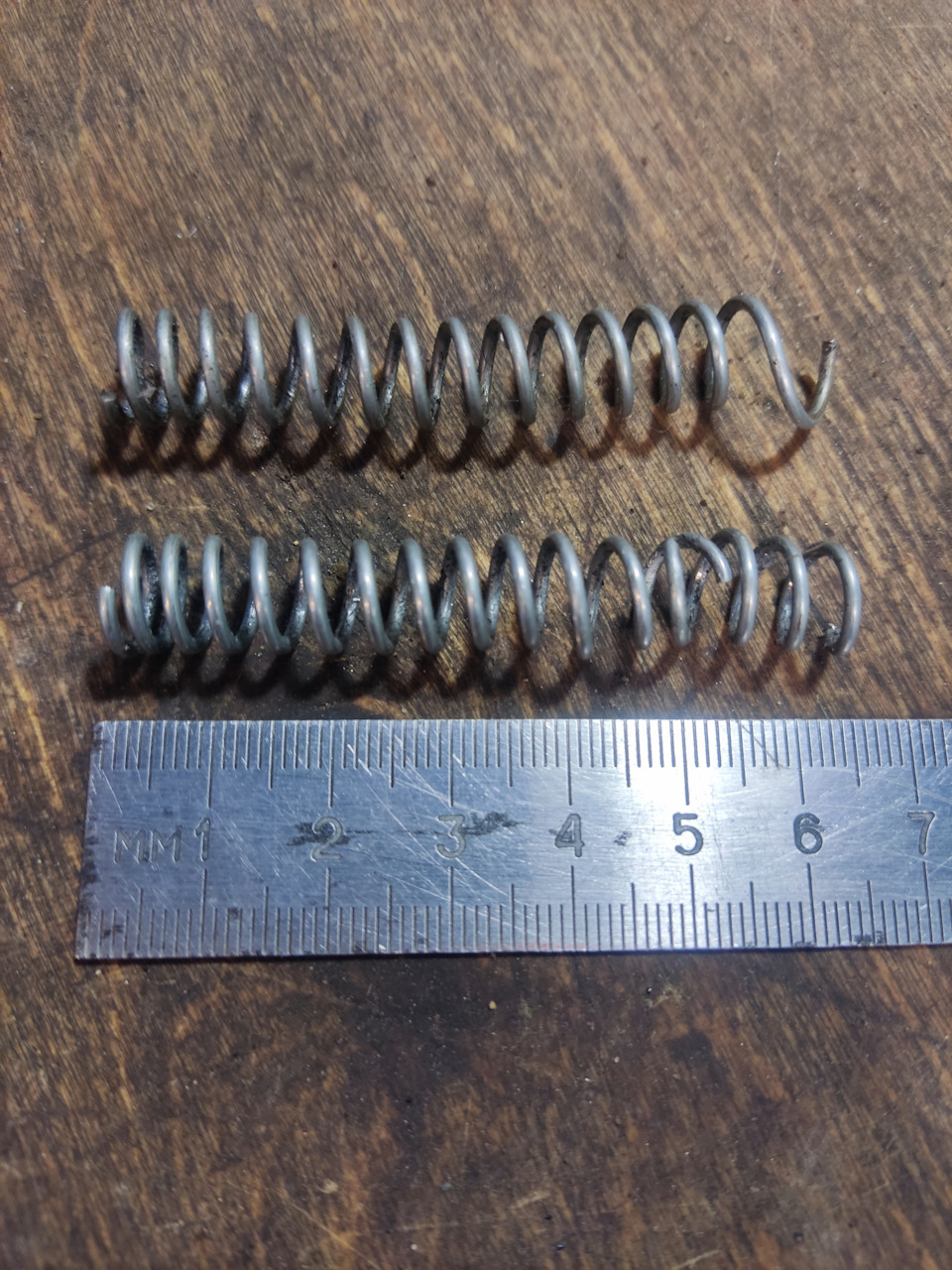 Столько подрезал пружину — Ford Fusion