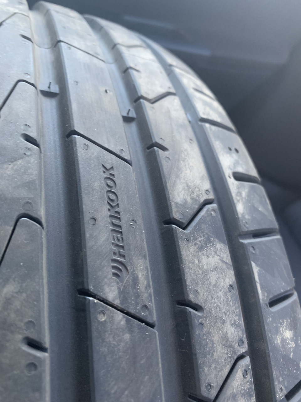 Hankook ventus prime3 suv. Kumho Ventus Prime 3. Евроэтикетка Ханкук Вентус Прайм 3 19550r15. Маркировка шин Ханкук Вентус Прайм 4. Hankook Ventus Prime на Дастер.