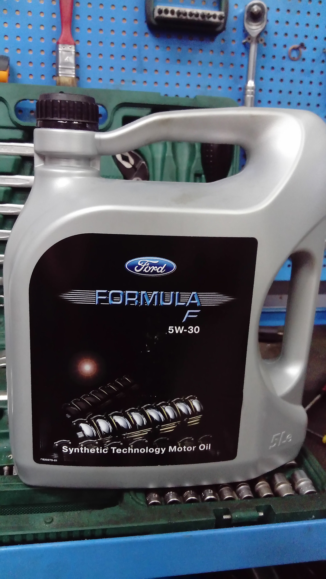 Форд фокус 3 сколько масла в двигатель