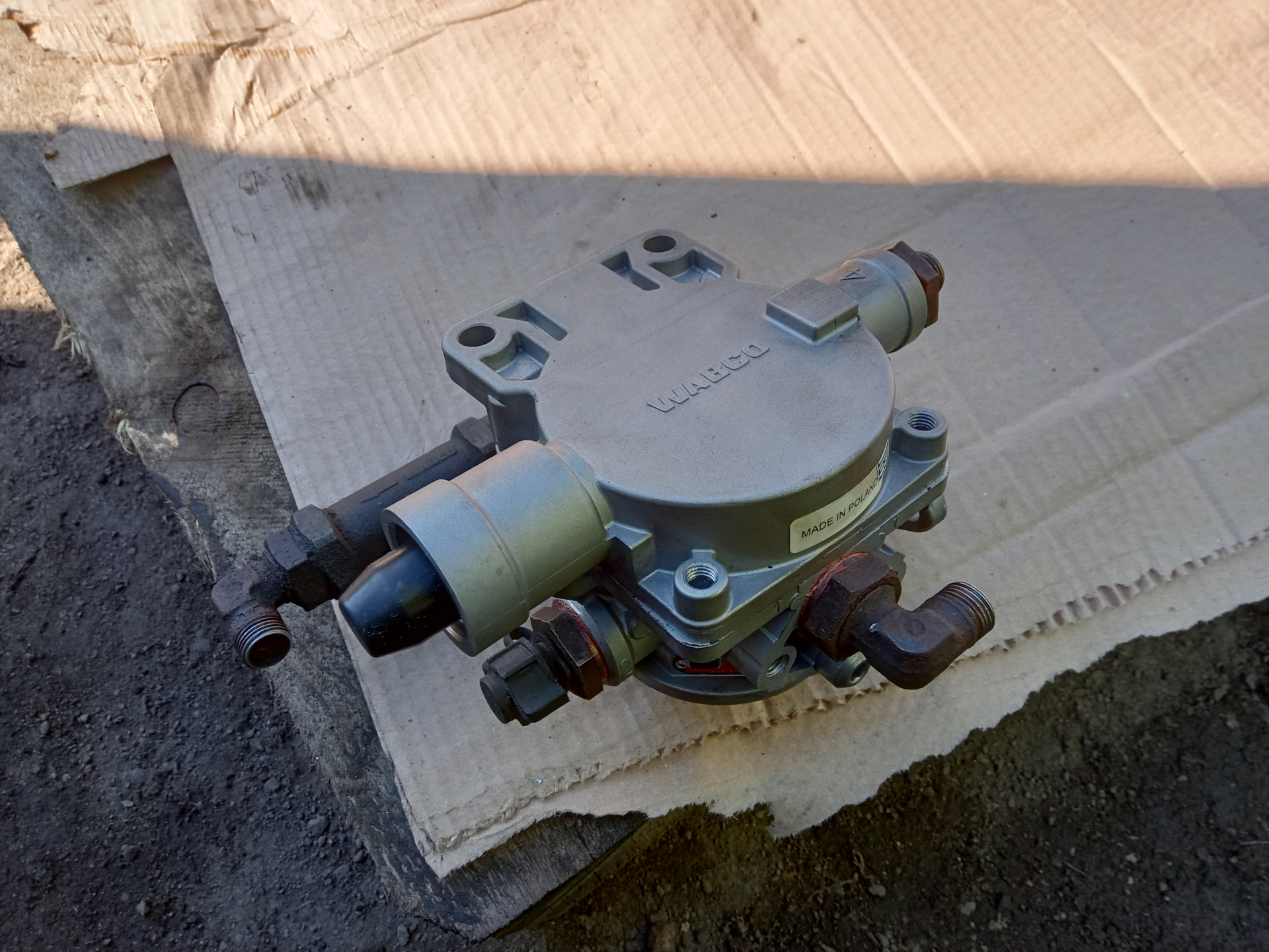 Дела прицепные. Главный тормозной кран. — VOLVO FH12, 1,2 л, 1998 года ...