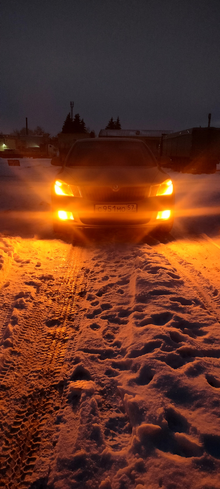 Дхо + поворотники — Skoda Octavia A5 Mk2, 1,6 л, 2012 года | своими ...
