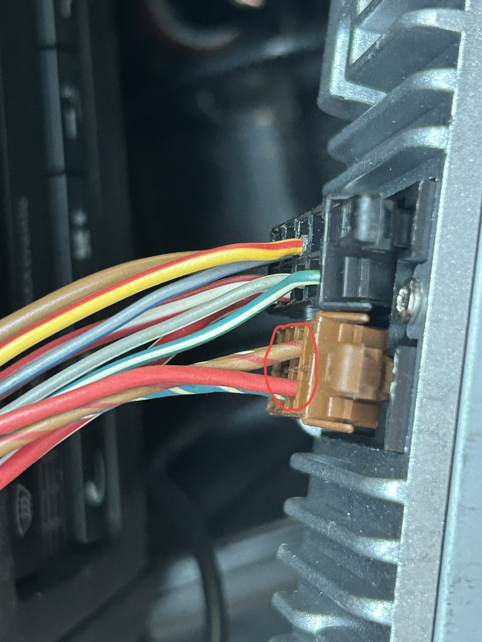 Проблемы с магнитолой — Volkswagen Golf Mk4, 1,6 л, 2000 года ...