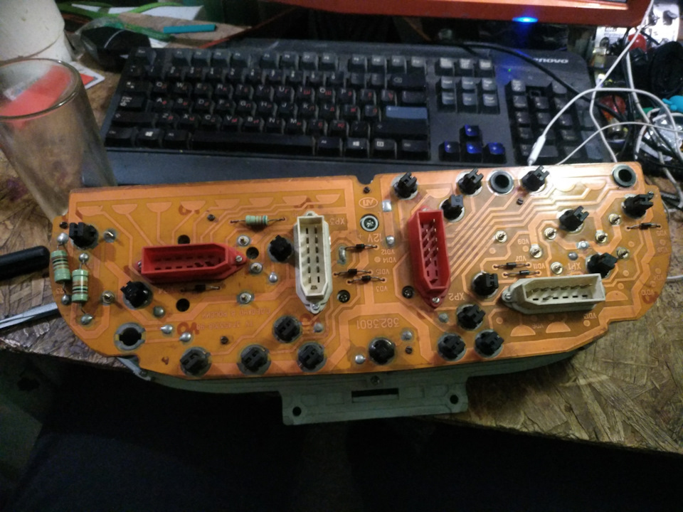 Отсутствие подсветки на половине приборки. — ГАЗ 3110, 2,5 л, 1999 года ...