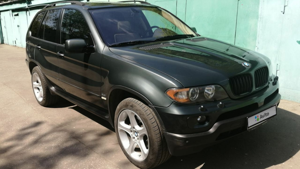 X5 2005 года. БМВ х5 г05. Иномарки 2005 года. Х5 е53 жени. 221 И два x5 BMW.