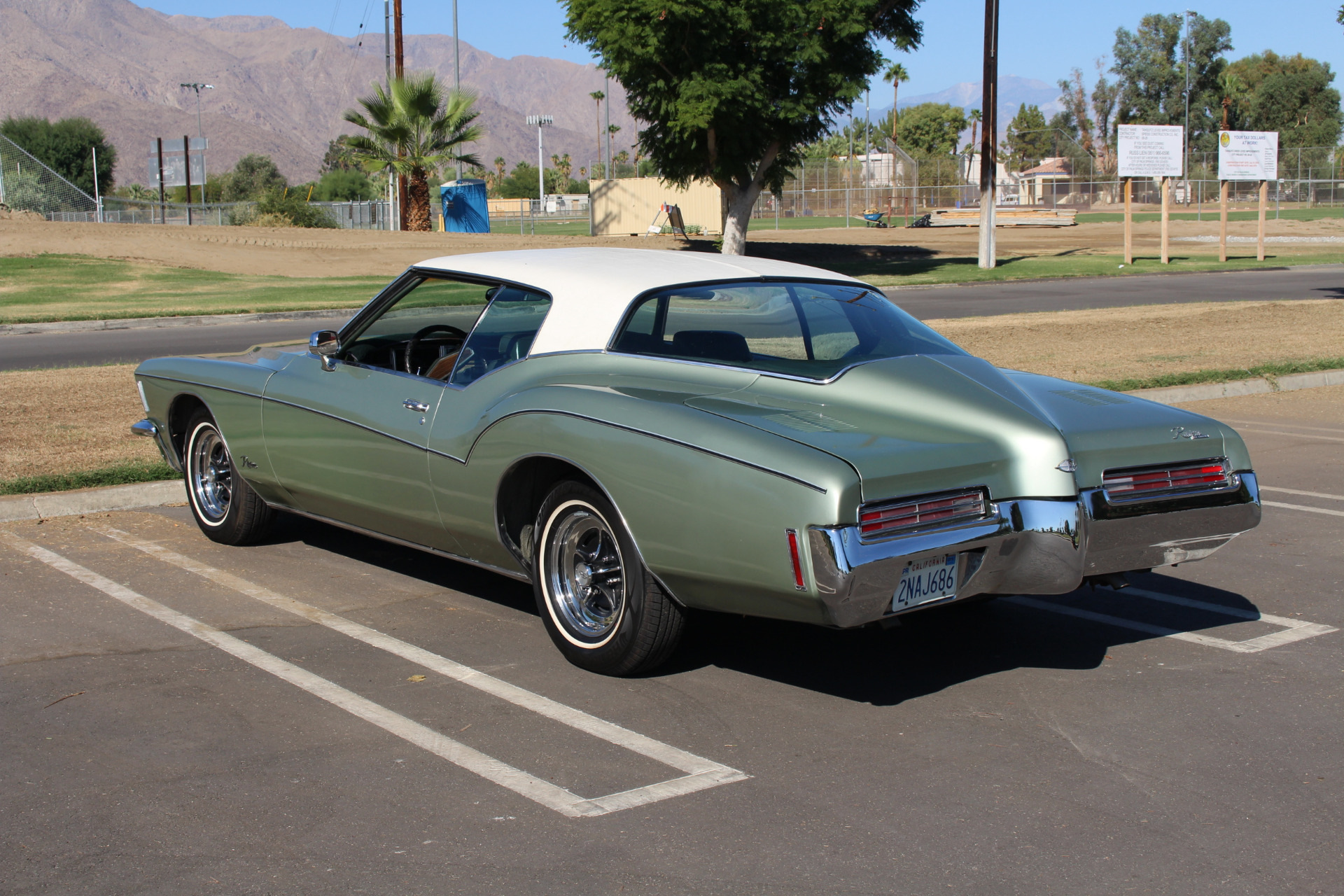 Buick Riviera 1