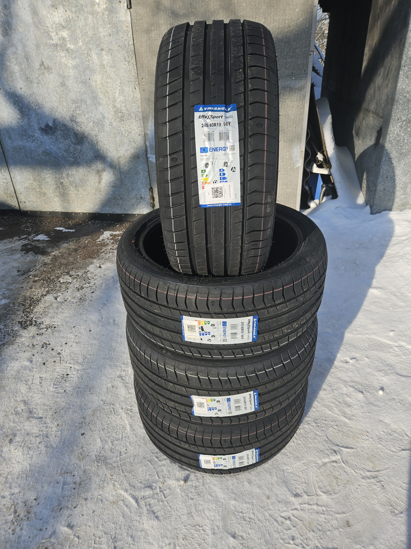 Летняя резина. Triangle TH202 EffeXSport 245/40 R19 — Audi S8 (D2), 4,2 ...