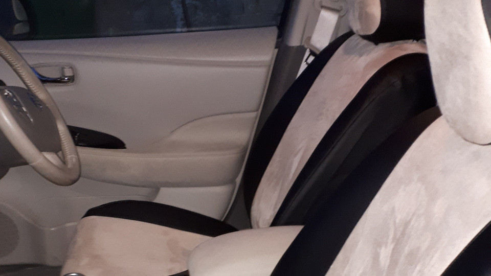 Nissan Leaf электрическая ракета