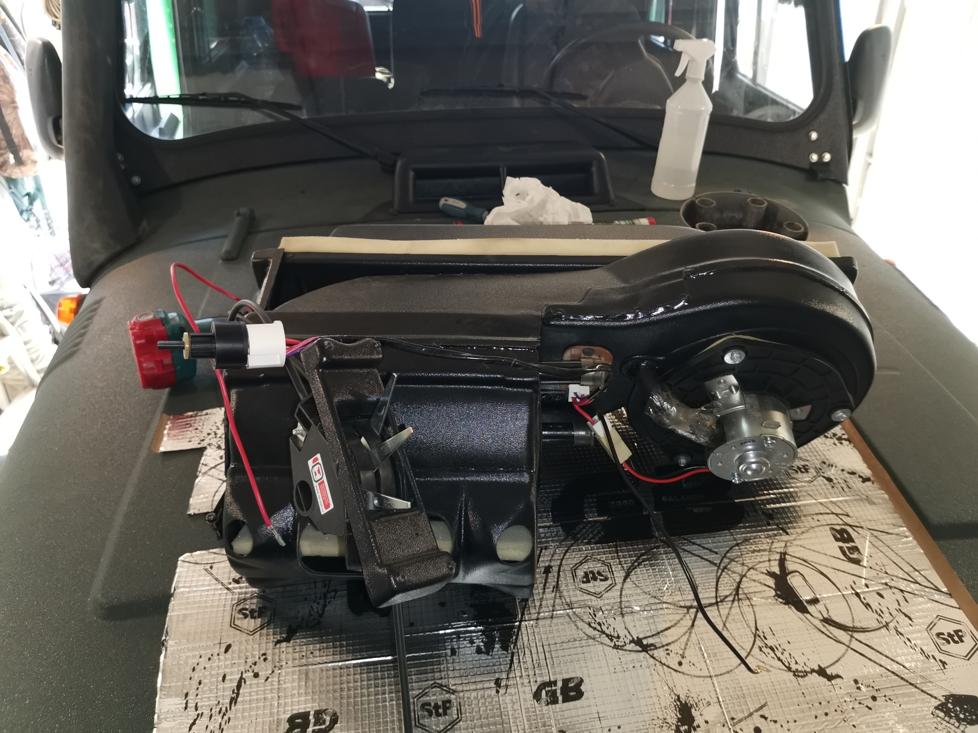 Установлена печка НАМИ-4 - УАЗ 315195 Hunter, 2,7 л, 2010 года тюнинг DRIVE2