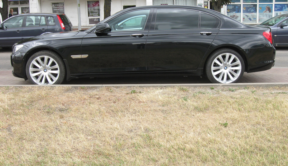 Правка вмятин — BMW 7 series (F01/02), 3 л., 2008 года | кузовной ...