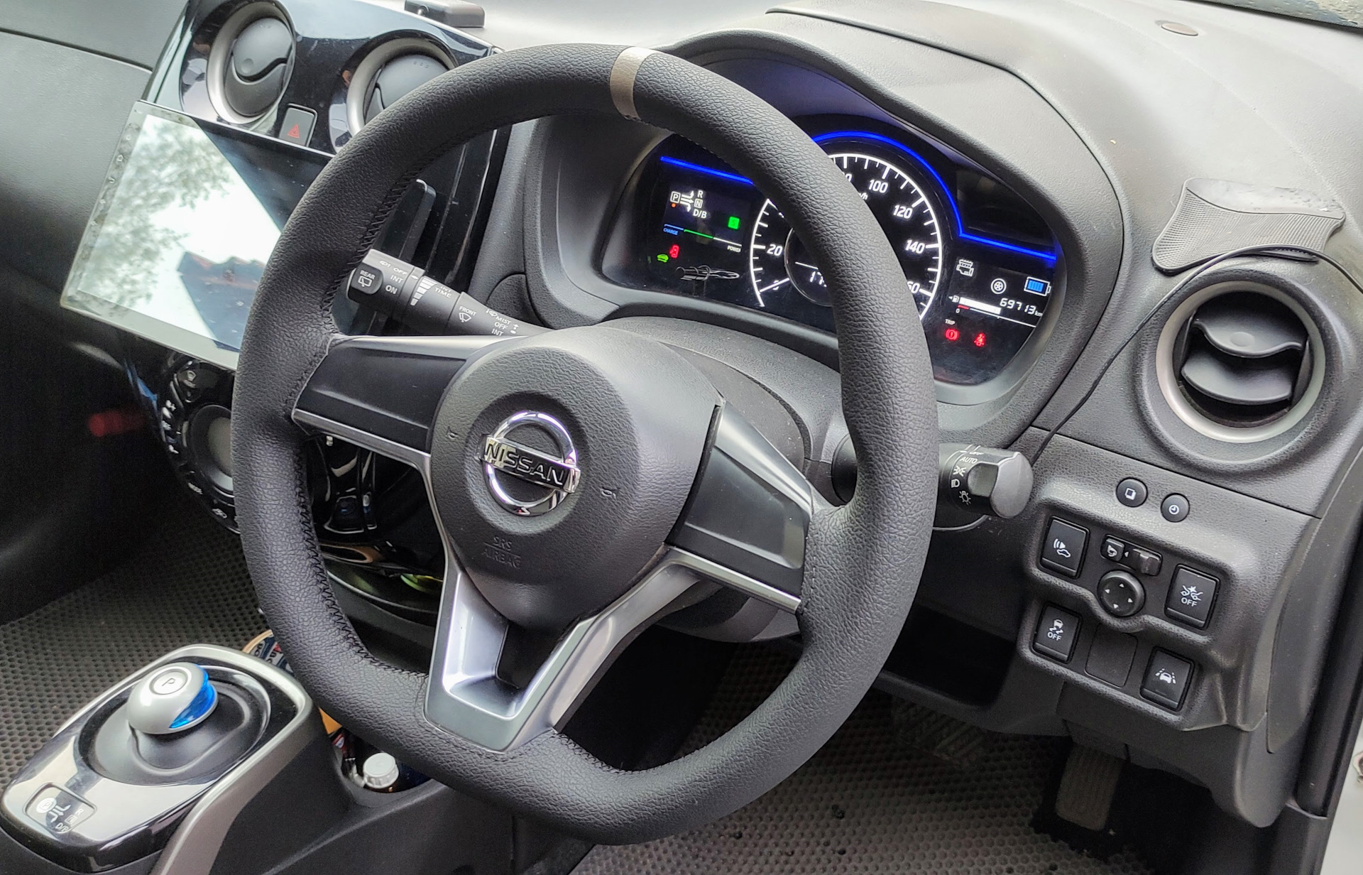 Руль nissan note e power Руль nissan note e power