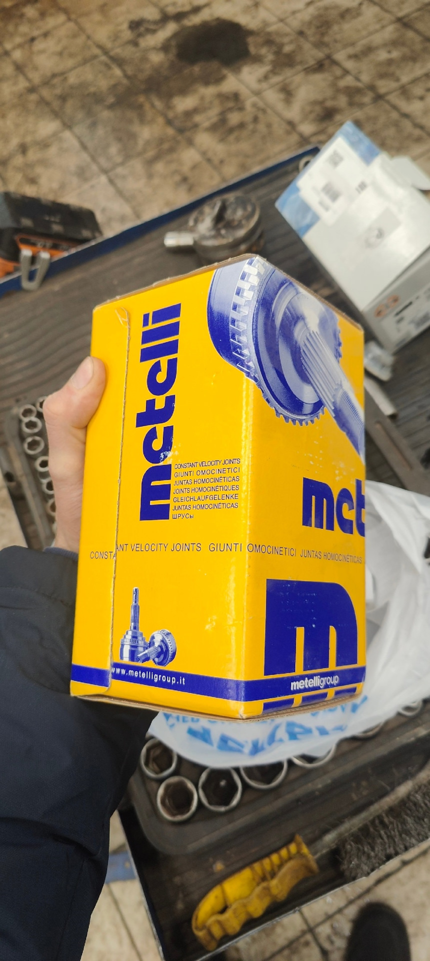 Попал маслом в кашу. Лопнул шрус. — Skoda Octavia A4 Mk1, 1,8 л, 2001 ...