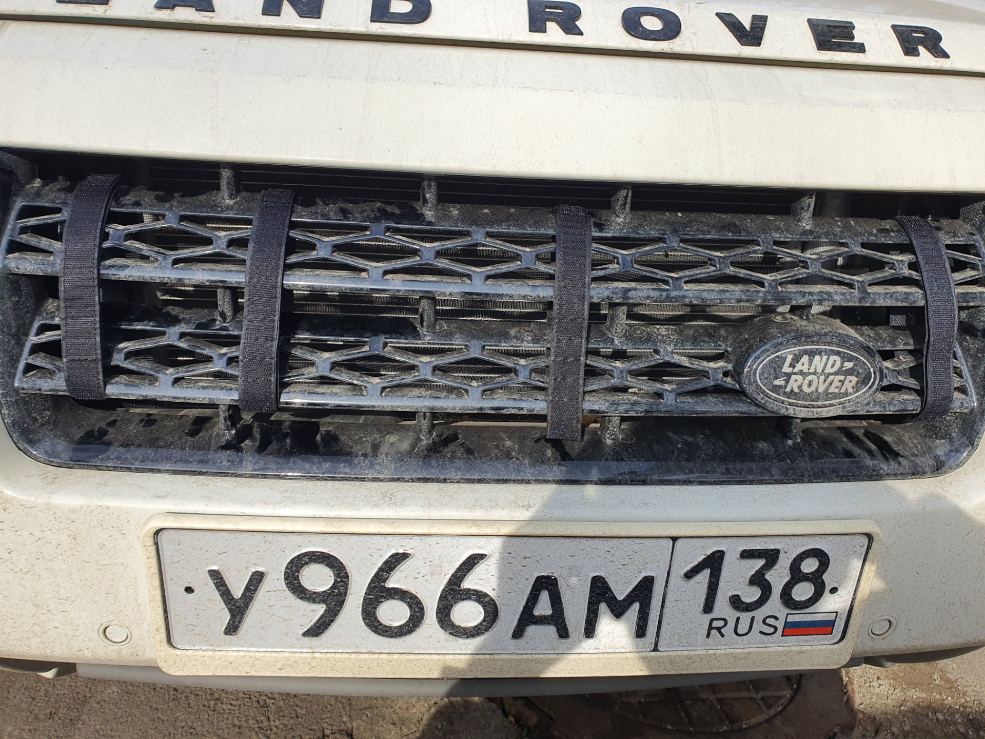 Чем закрыть решетку радиатора на зиму ивеко дели. Решетка вентиляционная 175х175 белая леруа. Решетка 2020рц, вентил. Решу решетка. Решу решетка.