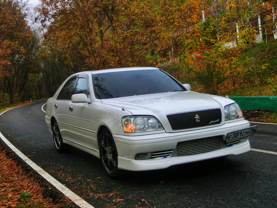 Toyota Crown athlete s170 Night