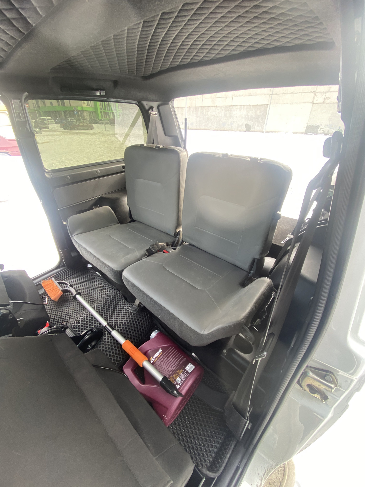 Задний ряд сидений нива трансформер — Lada 4x4 3D, 1,7 л, 2019 года ...