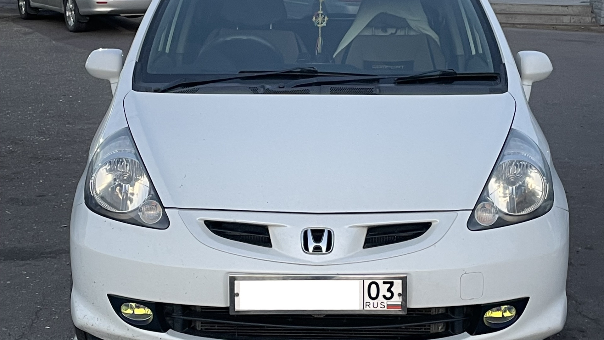 Honda Fit (1G) 1.3 бензиновый 2007 | Белая стрела ;) на DRIVE2